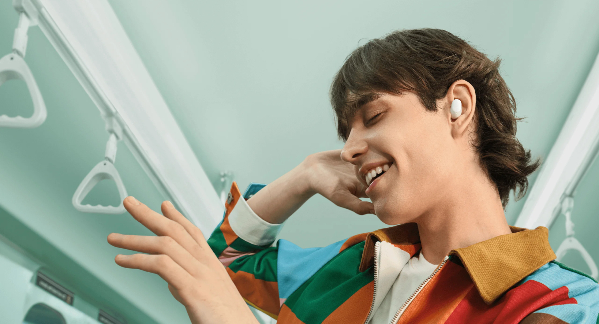 Бездротові Bluetooth навушники Xiaomi Redmi Buds 6 Play з 10-мм драйвером та еквалайзером